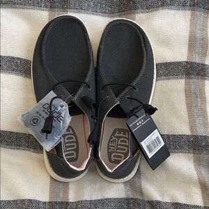 Hey Dude NWT Wendy Cambray Off Black Slide-on Shoes-Size 7
